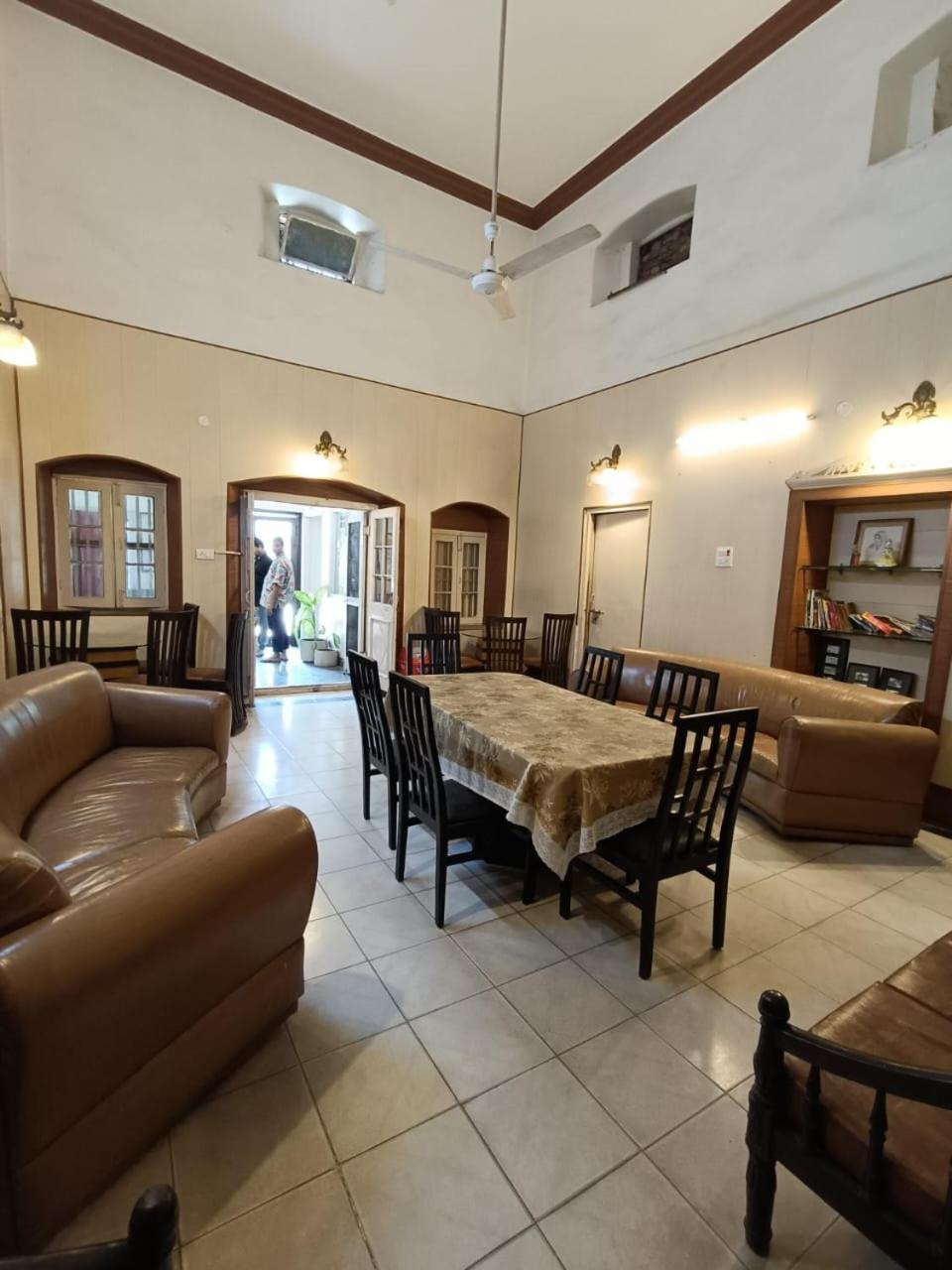 Tourist Guest House Amritsar Esterno foto