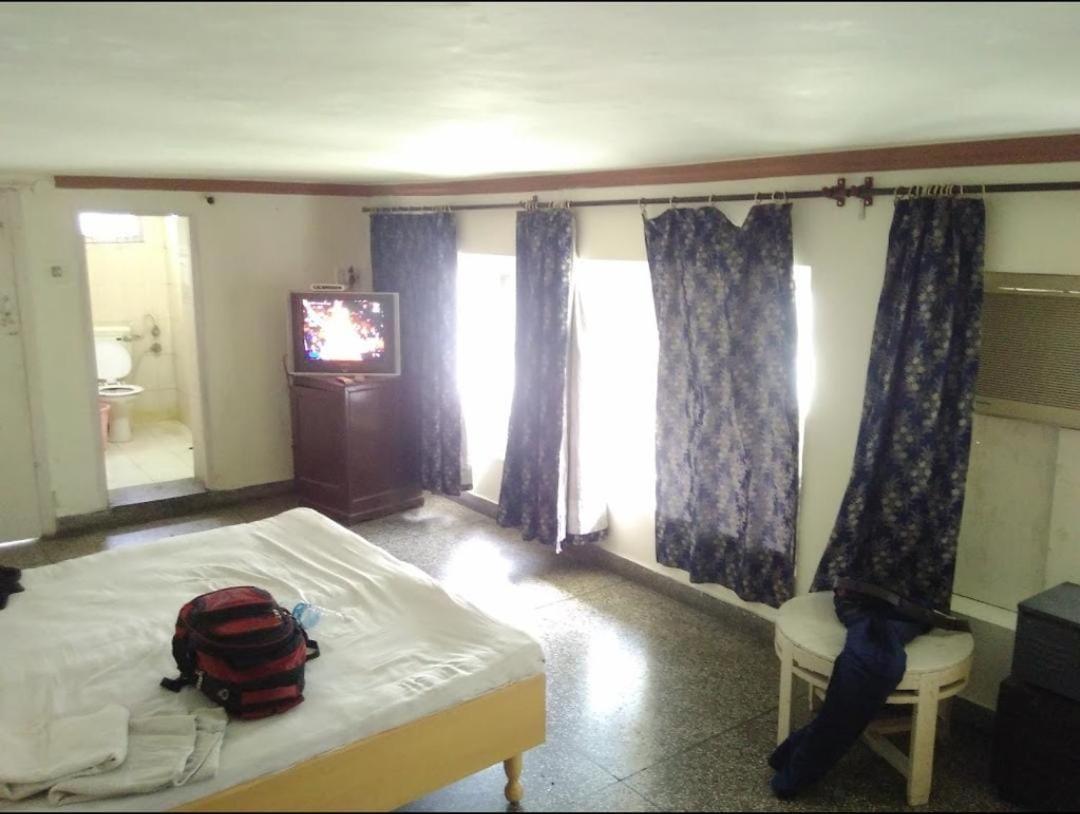 Tourist Guest House Amritsar Esterno foto