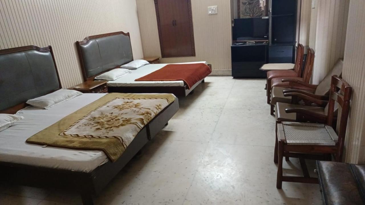Tourist Guest House Amritsar Esterno foto