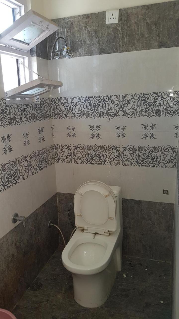 Tourist Guest House Amritsar Esterno foto